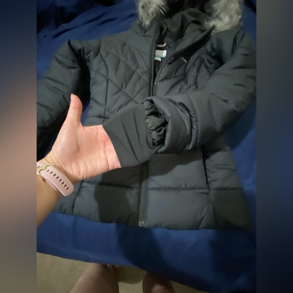Like-new Columbia Puffy Coat - Picture 8 of 12